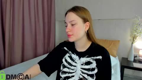 Snapshot of candy_cansew chatting on October 25, 2025, 1:35 am Candy online show from October 25, 2025, 1:35 am