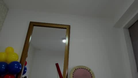 Snapshot of candy_eyes_ chatting on June 23, 2026, 11:19 am candy eyes online show from June 23, 2026, 11:19 am