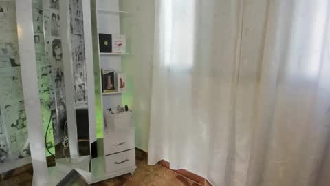 Snapshot of candy_hes chatting on December 7, 2024, 8:16 pm Nickol online show from December 7, 2024, 8:16 pm