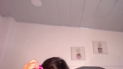 Snapshot of candy_lux_ chatting on February 27, 2025, 3:15 pm Candy online show from February 27, 2025, 3:15 pm