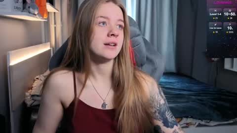 Snapshot of candy_meggie chatting on February 14, 2025, 9:45 am Megan online show from February 14, 2025, 9:45 am