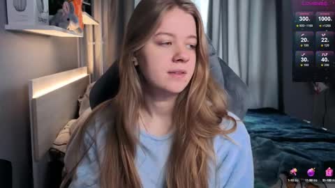 Snapshot of candy_meggie chatting on March 7, 2025, 9:51 am Megan online show from March 7, 2025, 9:51 am