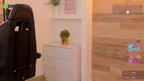 CANDY online show from March 14, 2026, 7:52 pm