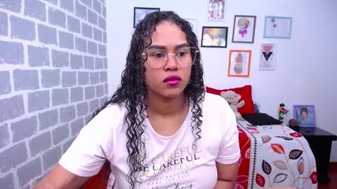 Snapshot of candyhot_sex chatting on January 6, 2025, 7:56 pm Karen online show from January 6, 2025, 7:56 pm