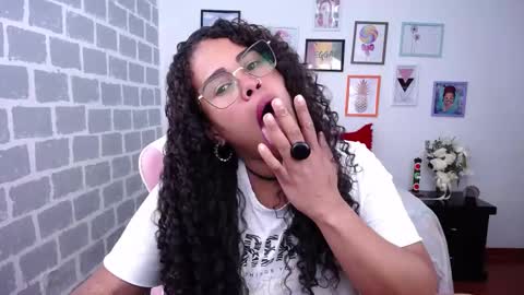 Karen online show from March 11, 2025, 5:27 am