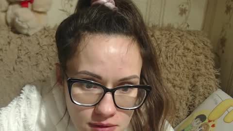 say meow and send tip  online show from February 16, 2025, 4:32 pm