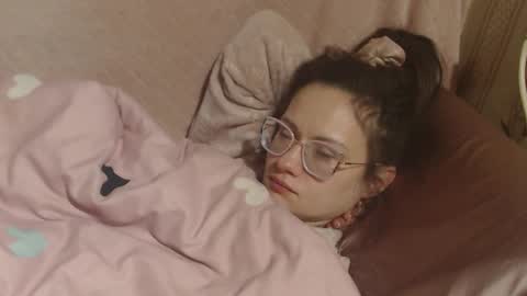 say meow and send tip  online show from February 28, 2026, 12:33 am