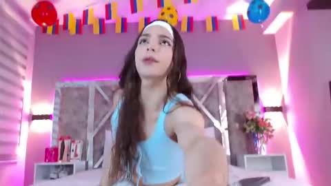 candyluxury_ online show from June 12, 2026, 12:15 pm