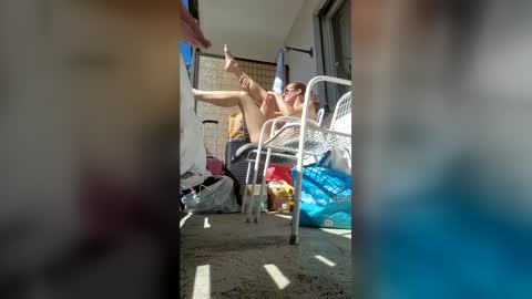 candysweety05 online show from April 22, 2026, 1:01 pm