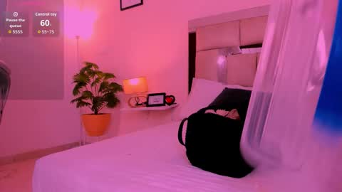 Snapshot of candyygirl_1 chatting on September 22, 2025, 7:16 pm Candy online show from September 22, 2025, 7:16 pm