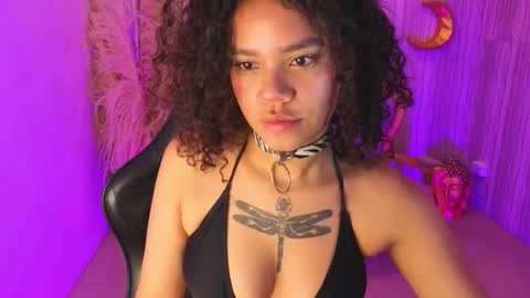 canela_s1 online show from October 23, 2025, 9:02 pm