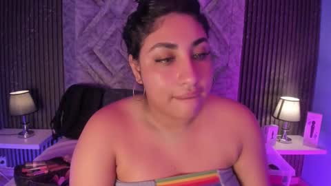 GABRIELA LOPEZ online show from November 20, 2025, 4:56 am