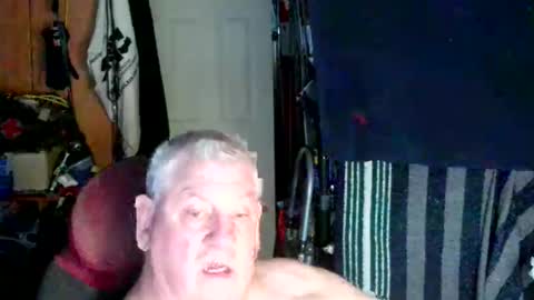 Snapshot of canoelicker69 chatting on October 22, 2025, 7:35 pm canoelicker69 online show from October 22, 2025, 7:35 pm
