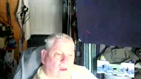 Snapshot of canoelicker69 chatting on February 4, 2026, 8:03 pm canoelicker69 online show from February 4, 2026, 8:03 pm
