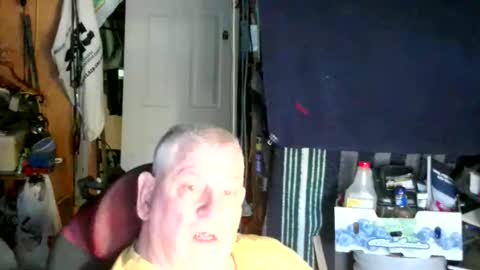 Snapshot of canoelicker69 chatting on March 2, 2026, 8:15 pm canoelicker69 online show from March 2, 2026, 8:15 pm