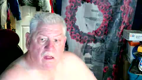 Snapshot of canoelicker69 chatting on June 10, 2026, 4:17 pm canoelicker69 online show from June 10, 2026, 4:17 pm