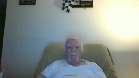 Snapshot of capecod21 chatting on January 12, 2025, 12:55 pm capecod21 online show from January 12, 2025, 12:55 pm