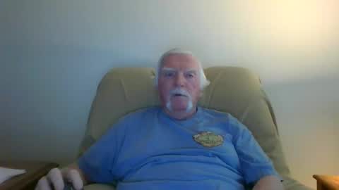 Snapshot of capecod21 chatting on January 19, 2025, 7:26 pm capecod21 online show from January 19, 2025, 7:26 pm