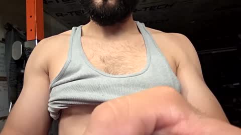 Snapshot of cappinrc8 chatting on October 29, 2025, 4:37 am cappinrc8 online show from October 29, 2025, 4:37 am