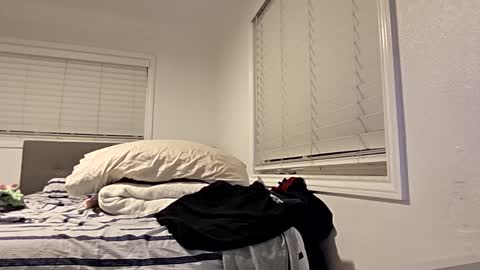 Snapshot of cappinrc8 chatting on January 17, 2026, 1:43 am cappinrc8 online show from January 17, 2026, 1:43 am