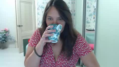 cappuchinno online show from November 22, 2025, 7:13 pm