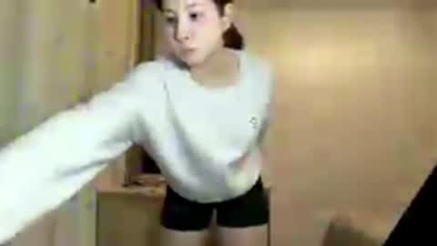 May online show from March 22, 2026, 7:06 pm