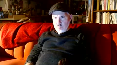 Snapshot of captian_rich chatting on December 16, 2025, 5:23 am captian_rich online show from December 16, 2025, 5:23 am