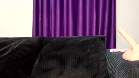 caramel_drip1 online show from July 11, 2026, 9:16 pm