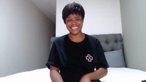 fifi online show from March 4, 2025, 4:30 pm