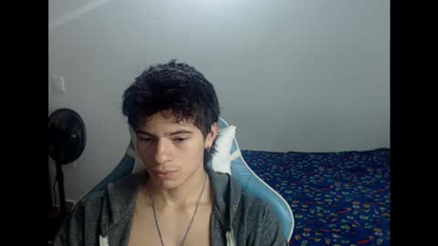 carapalida9008 online show from October 21, 2025, 4:30 pm