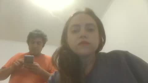 Snapshot of caravibugue chatting on December 8, 2024, 4:57 am caravibugue online show from December 8, 2024, 4:57 am