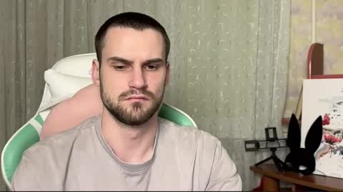 Snapshot of cari_2you chatting on November 8, 2025, 9:13 pm Cari online show from November 8, 2025, 9:13 pm