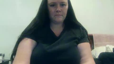 Snapshot of carinabro10 chatting on October 3, 2025, 10:45 am carinabro10 online show from October 3, 2025, 10:45 am