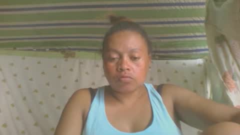 carinesexy69 online show from April 1, 2026, 11:00 am