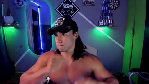 Snapshot of carl_smithh chatting on March 12, 2025, 4:19 am Carl online show from March 12, 2025, 4:19 am