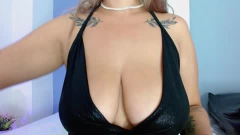 Snapshot of carla_beer chatting on April 1, 2026, 11:55 am Carla online show from April 1, 2026, 11:55 am