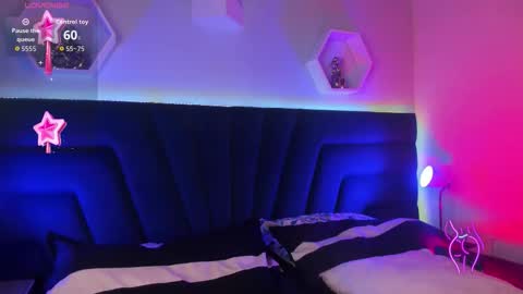 carla online show from November 14, 2025, 4:44 am