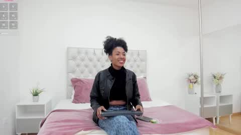 Carla online show from January 9, 2026, 7:04 pm