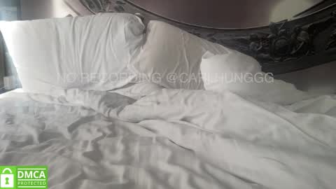 carlhung 69 hairy friends gay bi online show from November 12, 2025, 1:33 pm