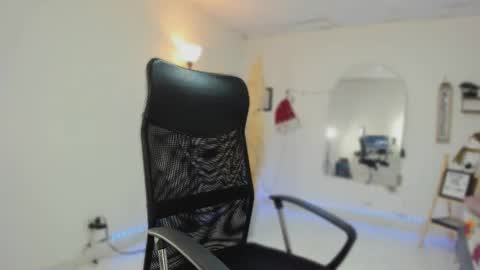 master online show from December 14, 2025, 12:32 pm