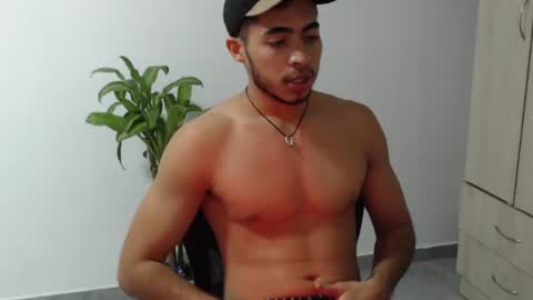 Carlitos online show from July 25, 2026, 3:37 am