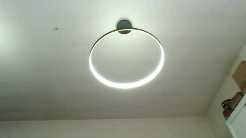 Carlos online show from April 15, 2026, 8:21 am