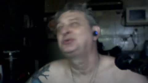 carlos712009 online show from February 14, 2026, 8:11 am