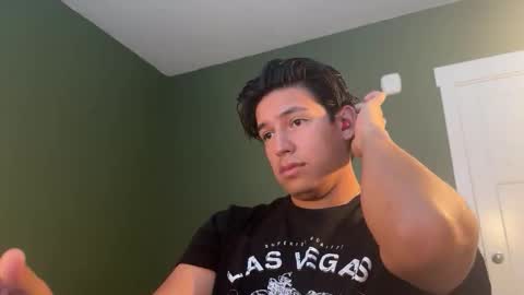 Snapshot of carlosjosecb1 chatting on October 28, 2025, 3:04 pm carlos online show from October 28, 2025, 3:04 pm