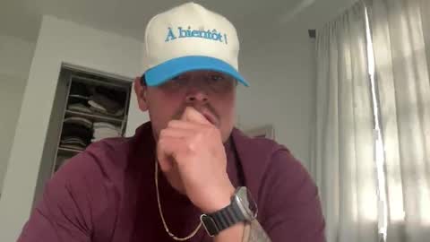 Snapshot of carlosportillo2186 chatting on April 15, 2026, 10:43 pm carlosportillo2186 online show from April 15, 2026, 10:43 pm