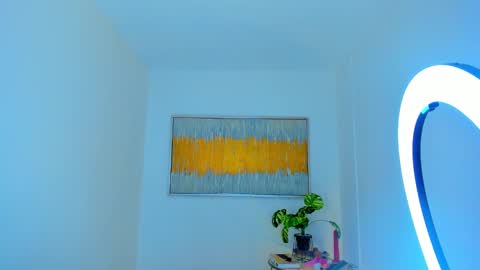 Snapshot of carlota_peach chatting on January 11, 2025, 4:46 pm Andrea online show from January 11, 2025, 4:46 pm