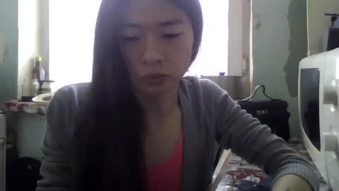 CarlyJoy online show from March 5, 2025, 8:32 am