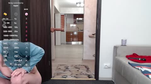 Carmela online show from November 8, 2025, 10:48 am