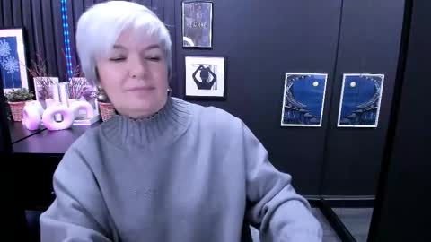 Carmen online show from March 1, 2026, 8:55 pm