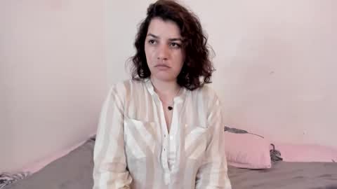 carmesix__ online show from February 11, 2026, 9:20 pm